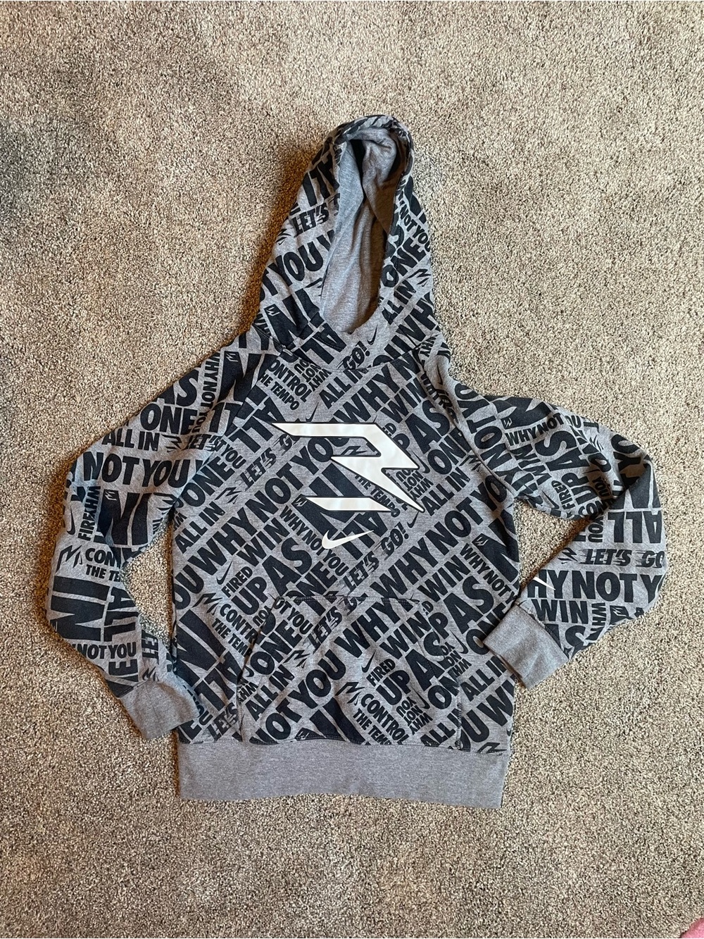 Nike Russell Wilson "Why Not You" Graphic Hoodie Size Youth Large 12-13 yrs